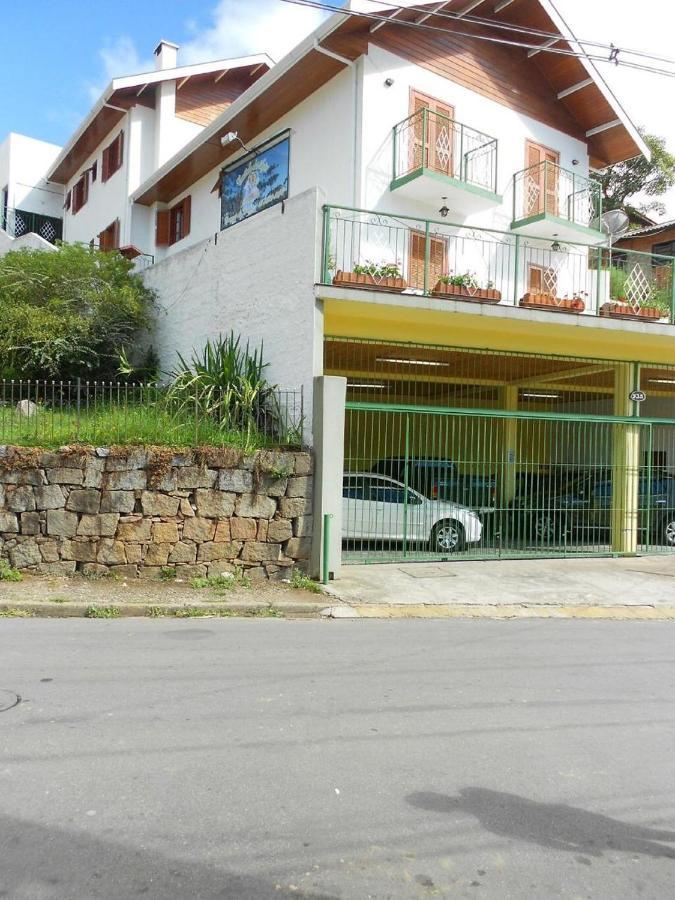 Pousada Monte Suico Campos do Jordão Exteriör bild